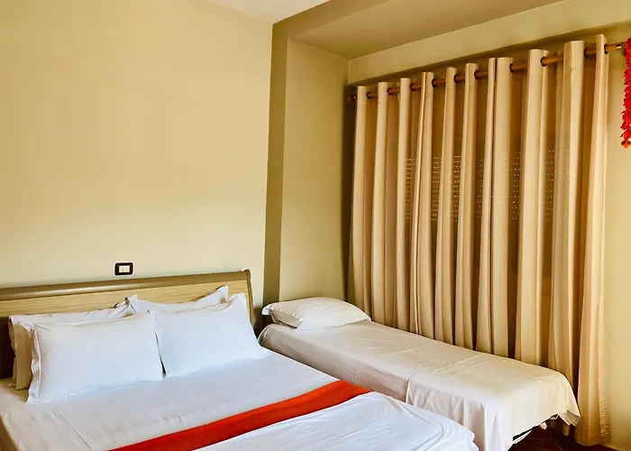 Sea View Apartment, Himara