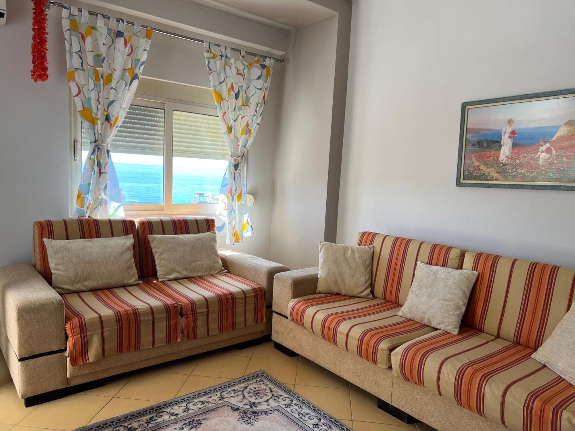 Sea View Apartment, Apartment Himare
